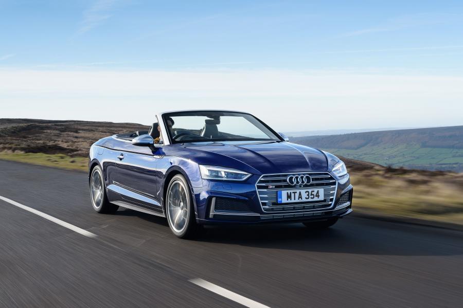  Audi S5 Cabriolet 2017 года  (UK) (фото 1 из 40)